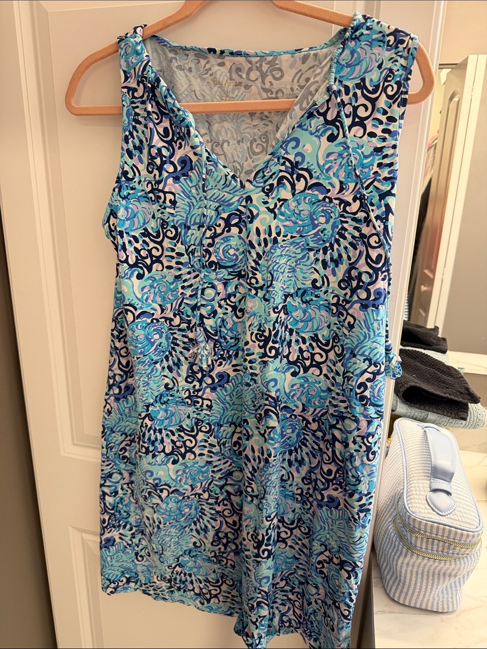 Lilly Pulitzer Blue and Aqua Sleeveless V-Neck Swim Coverup